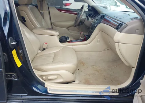 2002 Lexus Es 300 z USA, uszkodzony, nr VIN JTHBF30G620036962